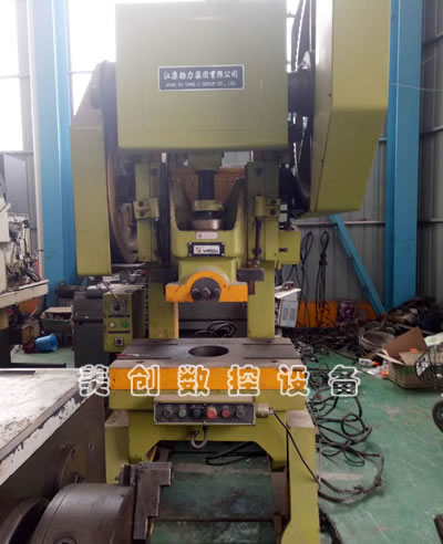 ���۶��֓P(y��ng)��J23-80�_ʽ�ɃA�����C(j��)