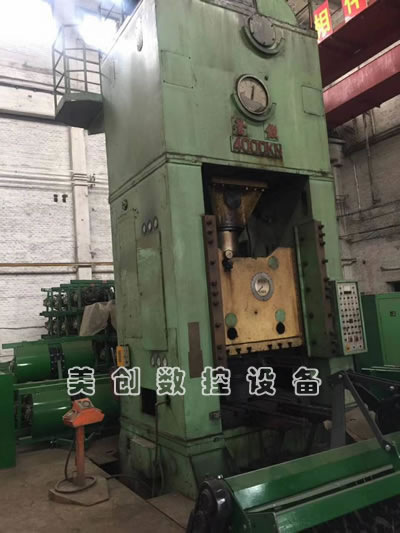 ���։����C(j��) �I(y��ng)��JF31-400�]ʽ���c(di��n)�����C(j��)