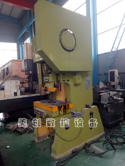 ���۶��֓P(y��ng)��J23-80�_ʽ�ɃA�����C(j��)